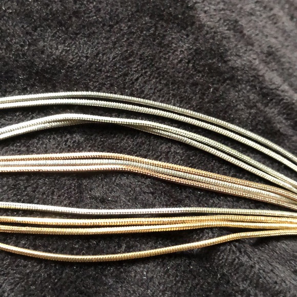 long mixed color liquid  metal necklace - Picture 9 of 9